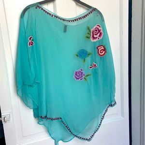 Elizabeth Gillett 100% silk blouse